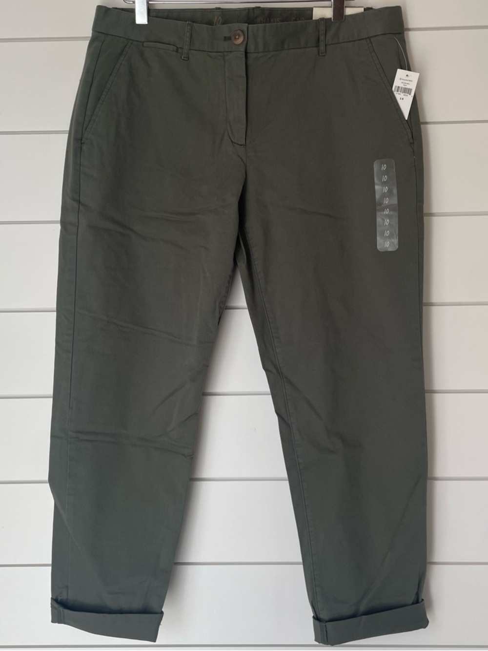 Women’s Olive Green Cropped Casual Chino Pants